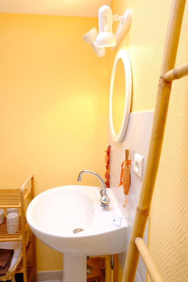 Domaine Des Marrans Bed and Breakfast Fleurie Exterior foto