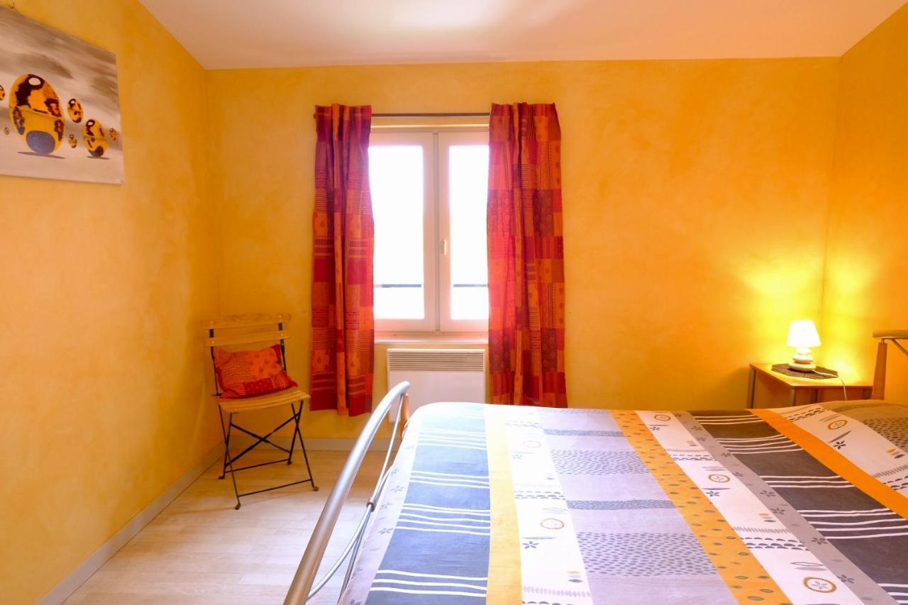 Domaine Des Marrans Bed and Breakfast Fleurie Exterior foto