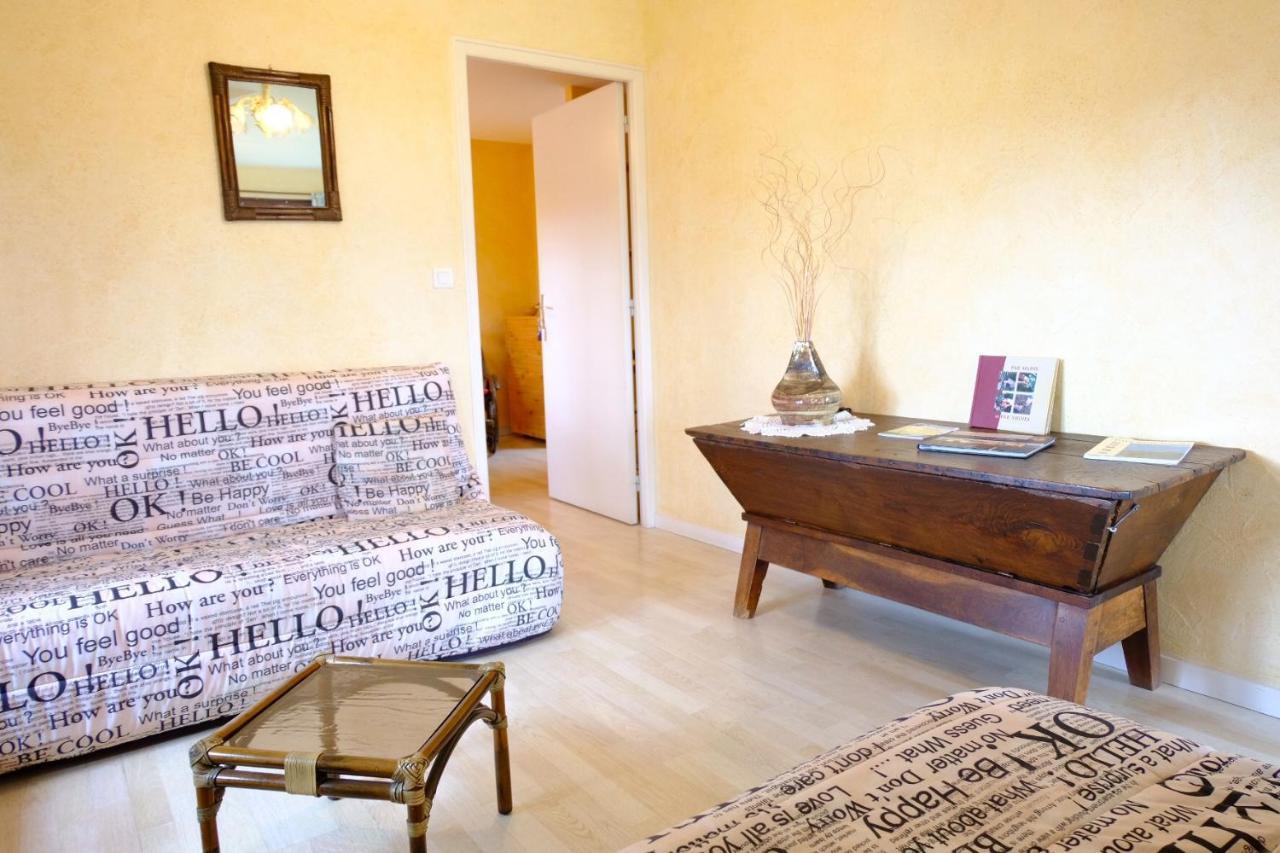 Domaine Des Marrans Bed and Breakfast Fleurie Exterior foto
